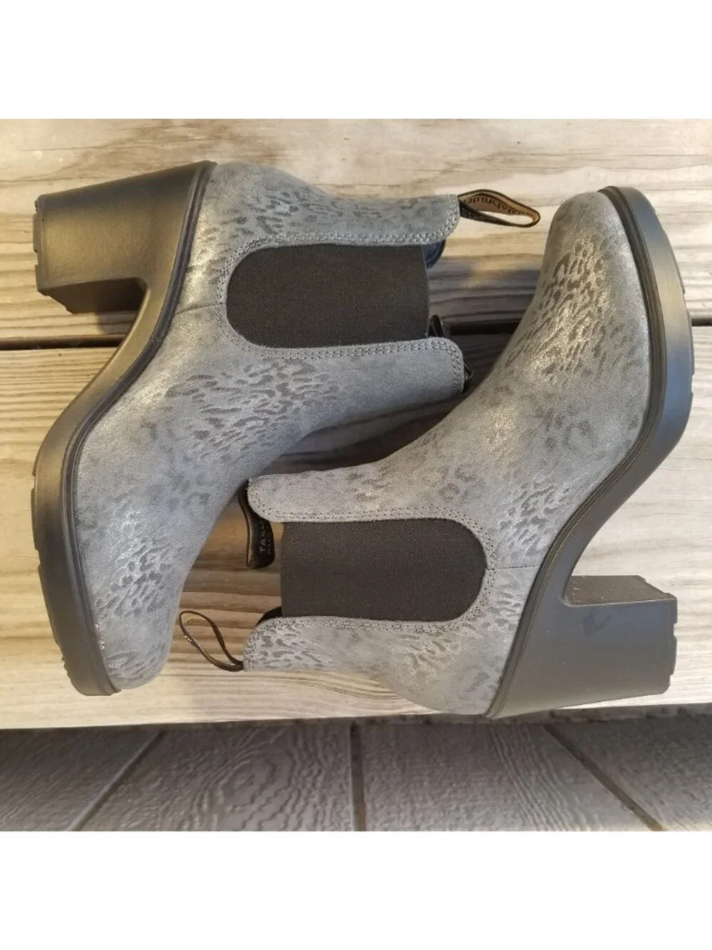 Blundstone Chelsea Womens Silver Cheetah Print High Cuban Heel Boots US 9 2365